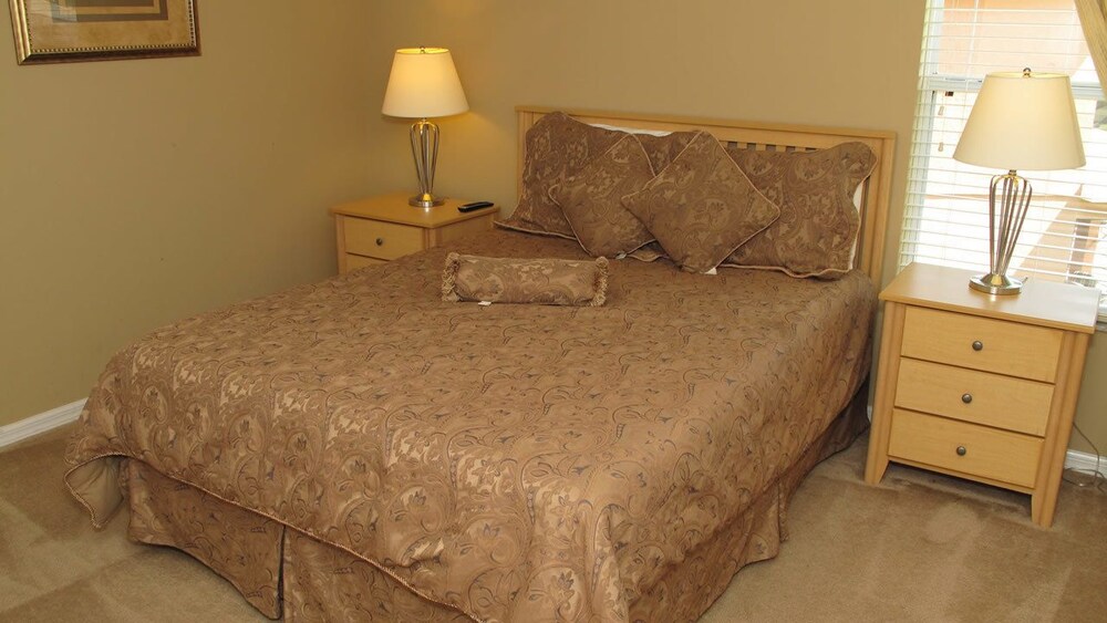 Grhlic2691 Emerald Island Resort 7 Bed 5 Baths House - photo 5
