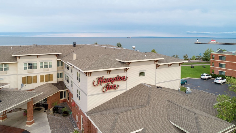 Hampton Inn Duluth Canal Park - photo 60