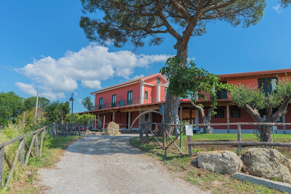 Terra di Vento — 4-Star Luxury Hotel in Montecorvino Pugliano, Italy