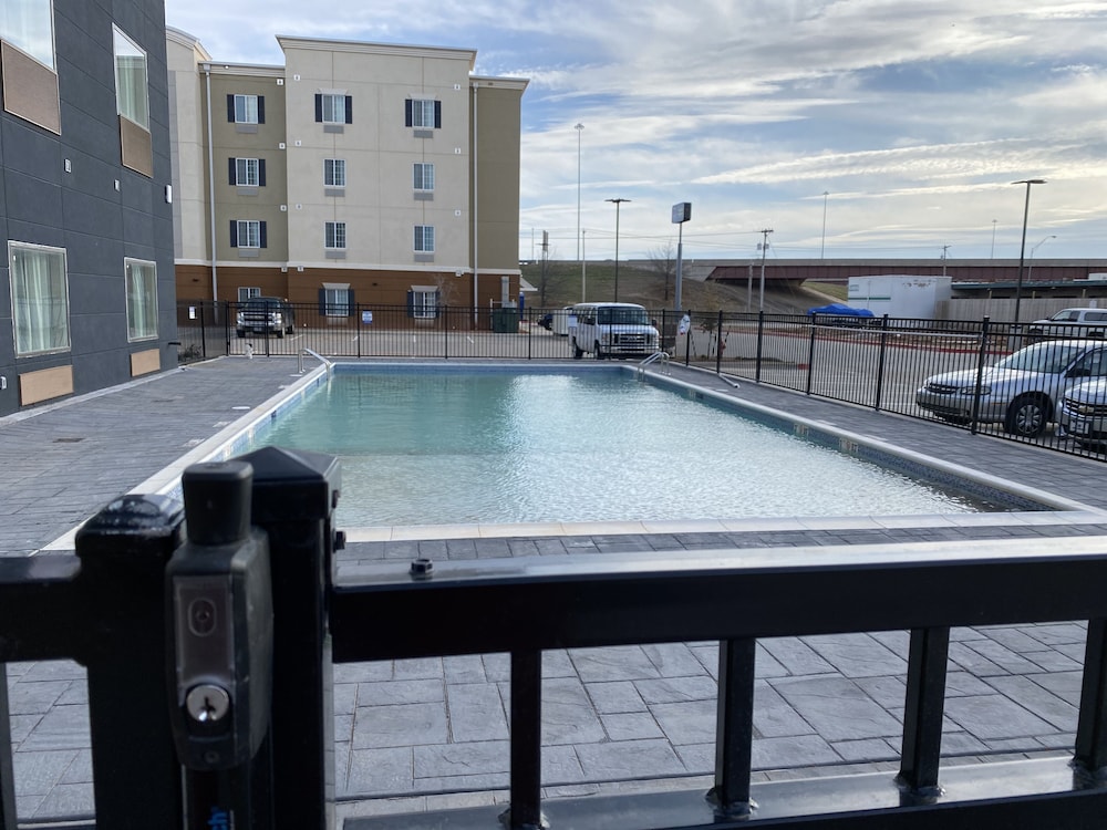 Country Inn & Suites by Radisson Oklahoma City Bricktown OK - photo 12