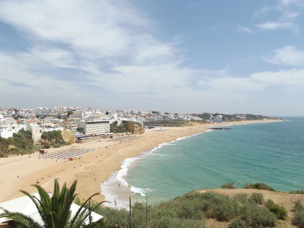 Frentomar - carbon neutral hotel in Albufeira