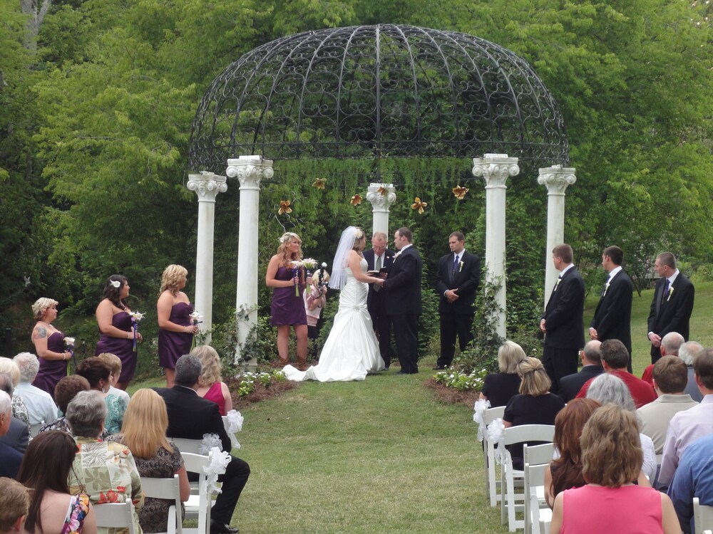 Lake Allatoona Inn - photo 38