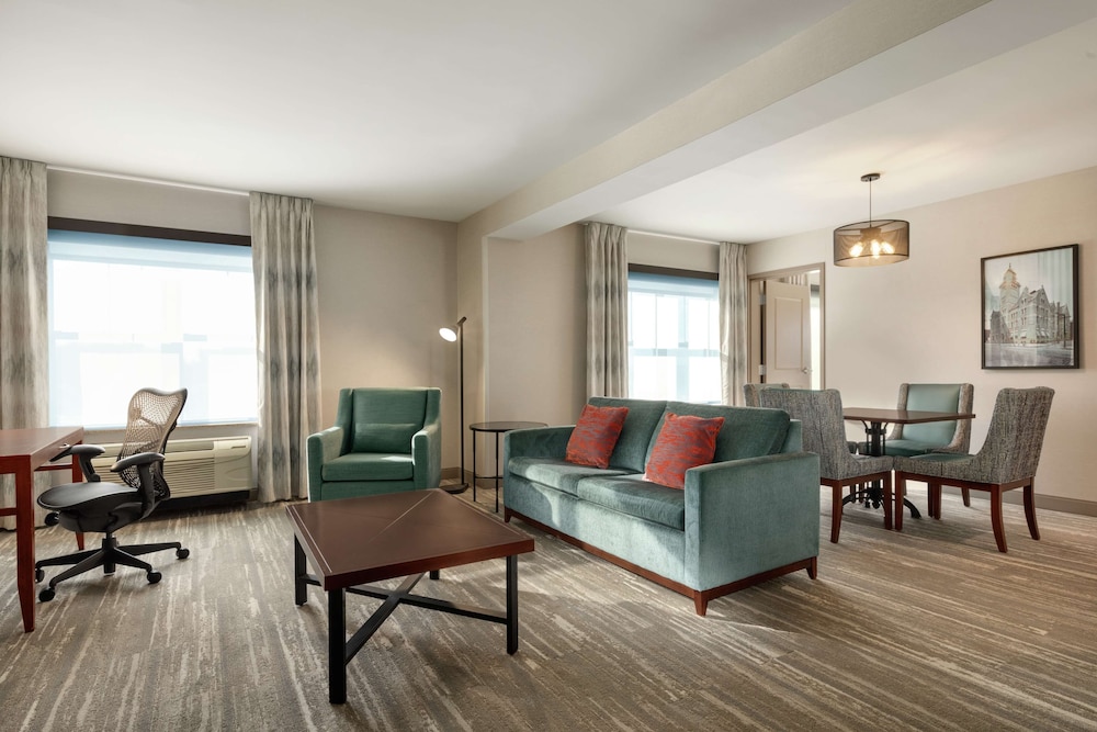 Hilton Garden Inn Troy - photo 13