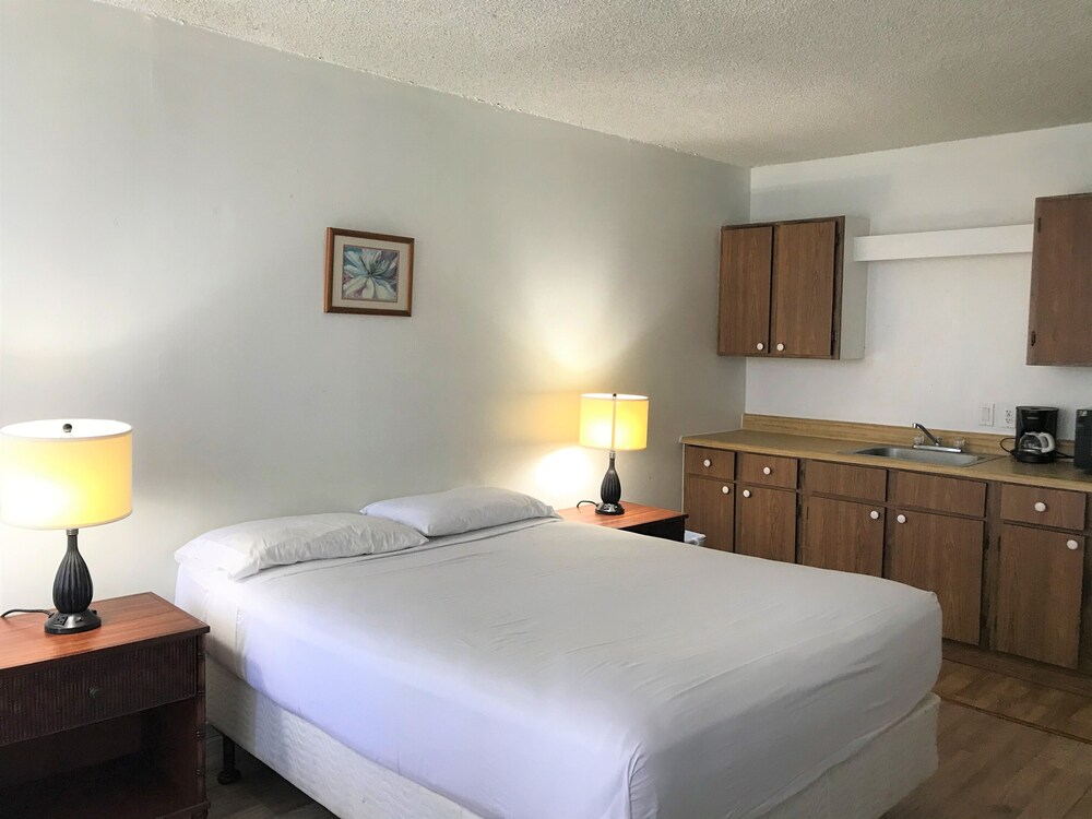 Country Club Condo Hotel - photo 37