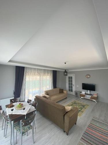 Villa Keyif — 4-Star Luxury Hotel in Seferihisar, Turkey