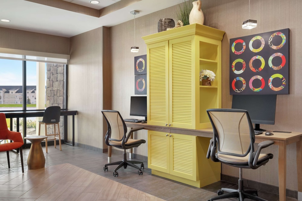 Home2 Suites by Hilton Greece Rochester - photo 39