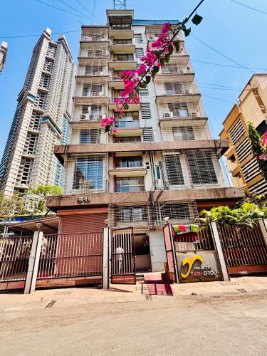 Hsquare Malad Elegant Service Apartment — 4-Star Luxury Hotel in Mumbai, India