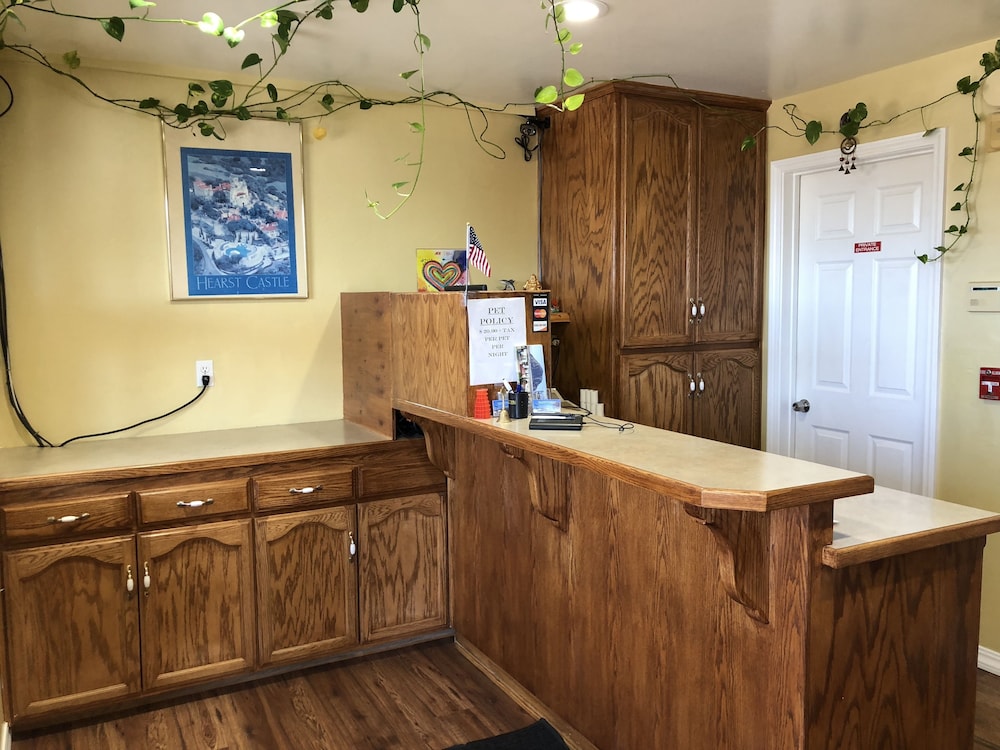 Holland Inn & Suites - photo 3