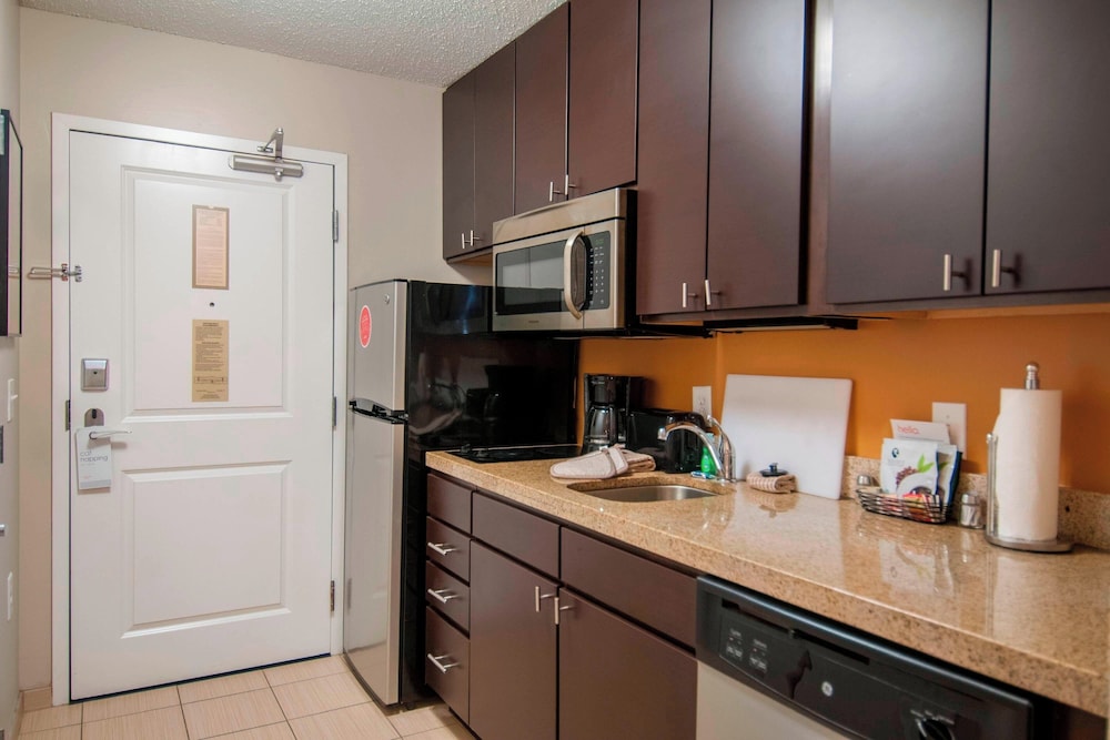 TownePlace Suites by Marriott Baton Rouge Gonzales - photo 19