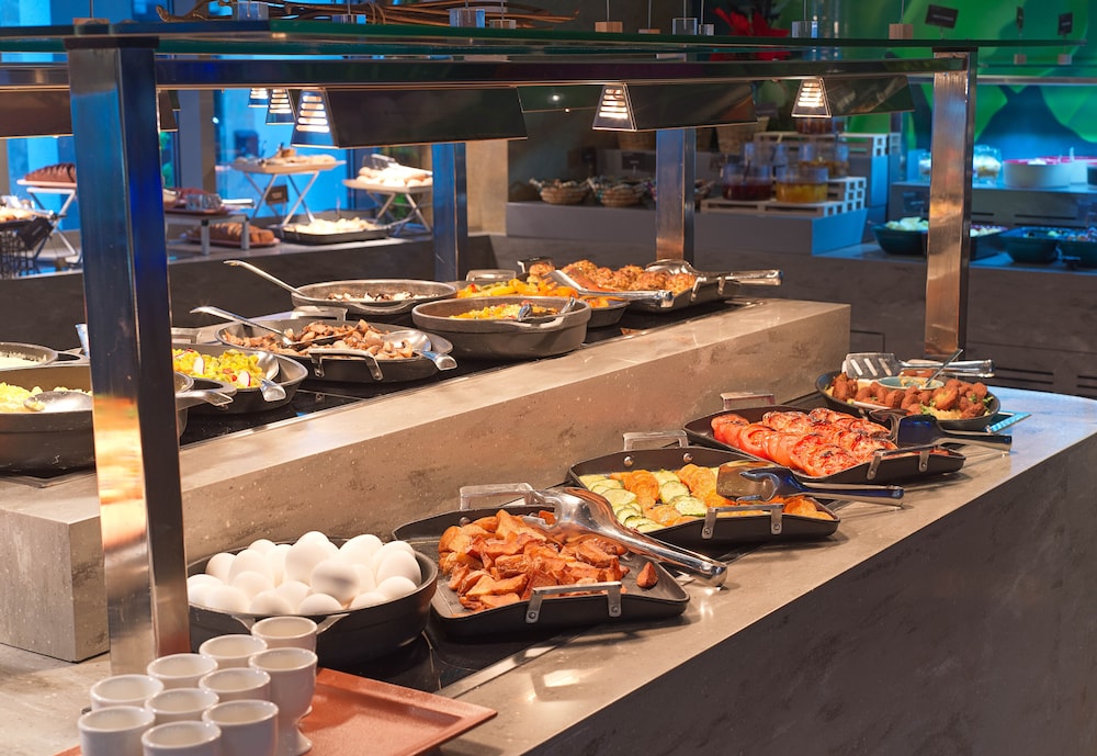 מזון ומשקאות