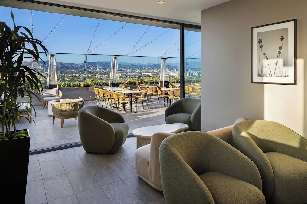 AC Hotel by Marriott Beverly Hills - photo 21