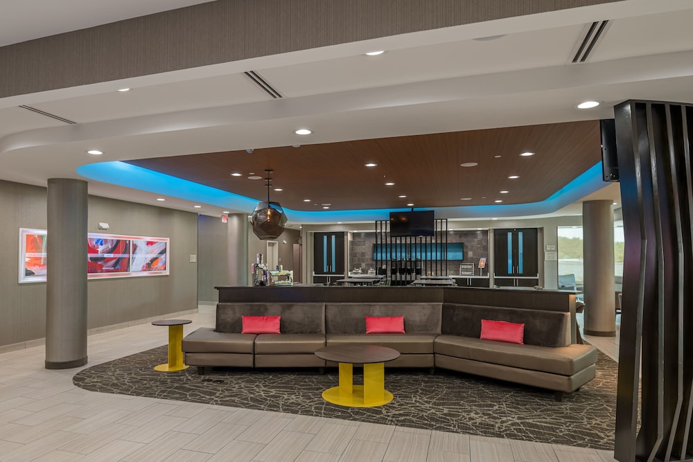 SpringHill Suites by Marriott Dallas Central Expressway - photo 6