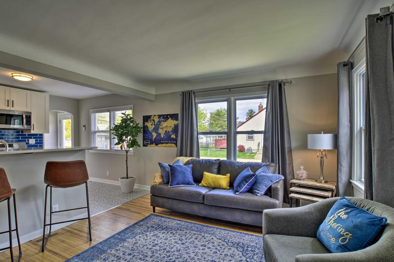 Mpls Duplex With Wifi And Kitchen 5 Mi To Dtwn — Minneapolis