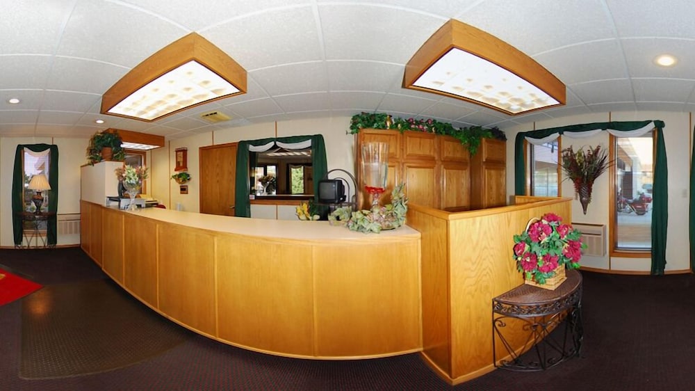 Econo Lodge Wall - photo 8