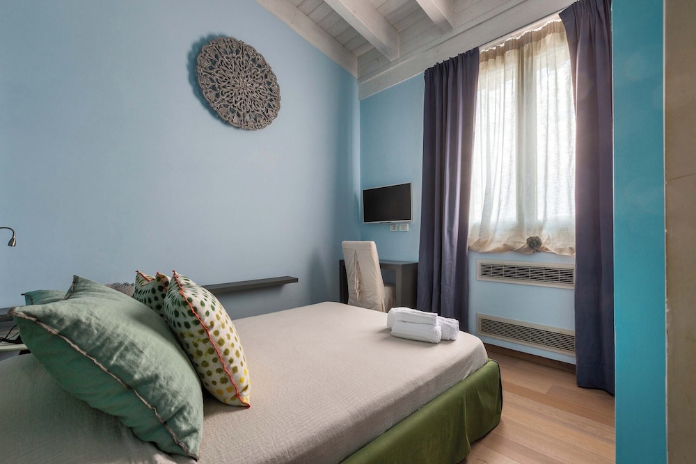 3256 Masseria Sant`eleuterio Camera Economy — hotel in Collepasso