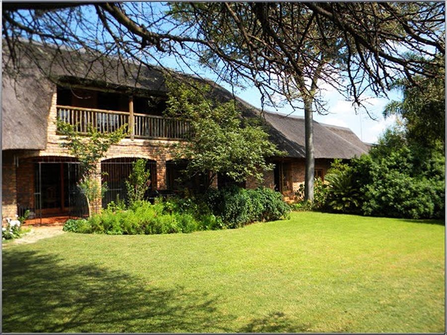 Ruimsig Golf View Manor in Roodepoort, South Africa