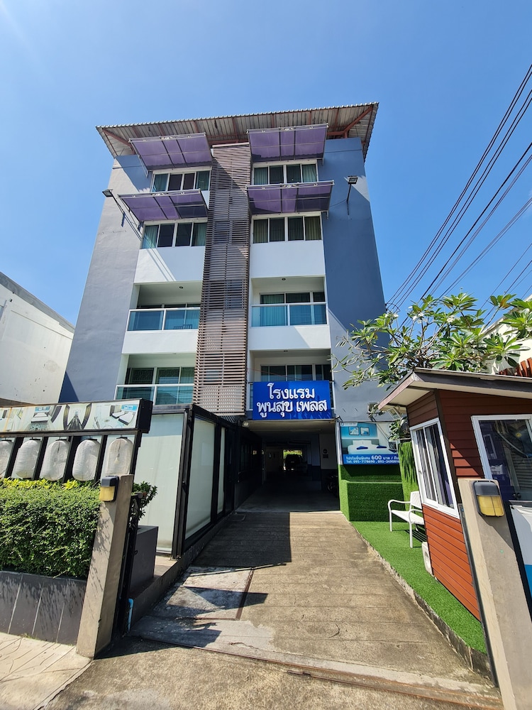 Poonsuk Place Hotel — hotel in Bangkok Noi