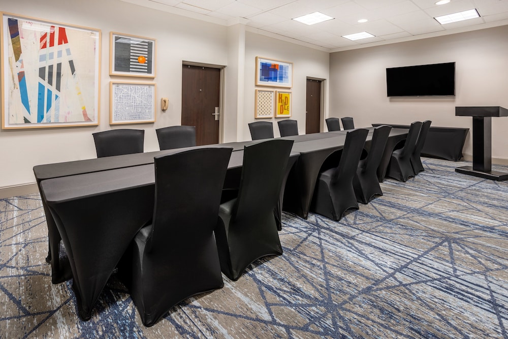 Holiday Inn Express Hotel & Suites New Tampa I 75 by IHG - photo 67