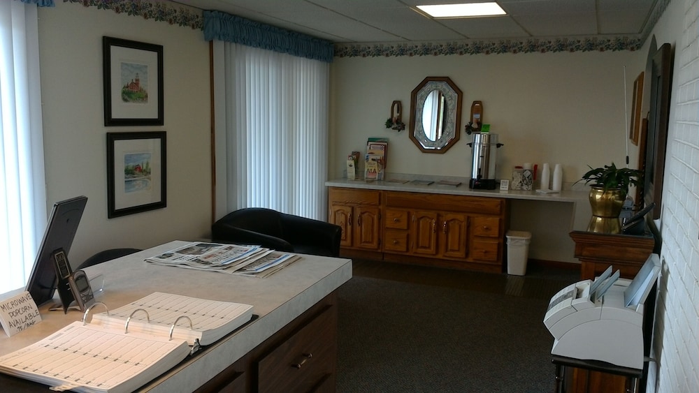 Brentwood Motor Inn - photo 3