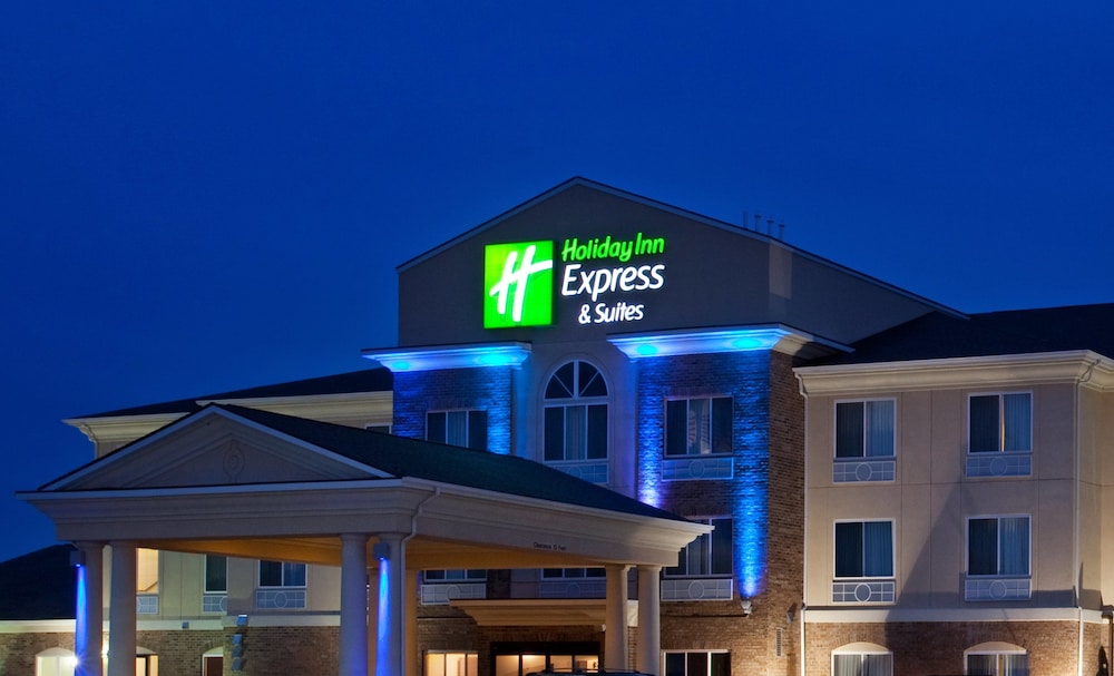 Holiday Inn Express & Suites Mattoon by IHG - photo 28