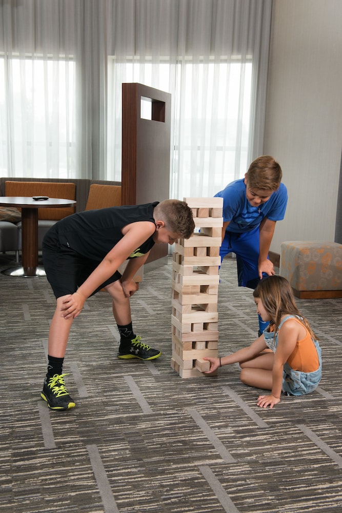 Courtyard by Marriott Canton - photo 2