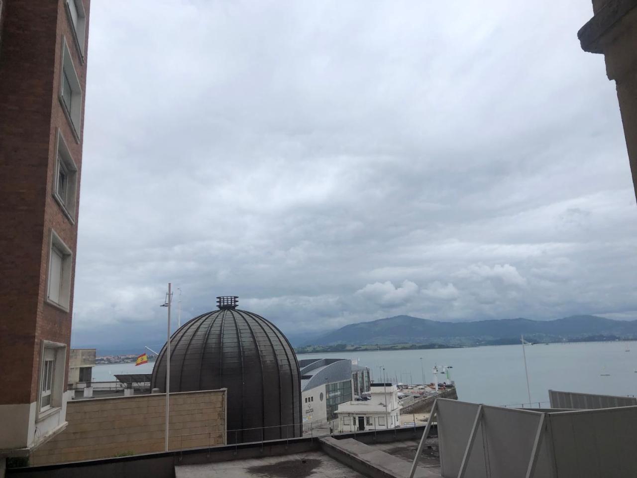 Mirando Al Mar in Santander, Spain