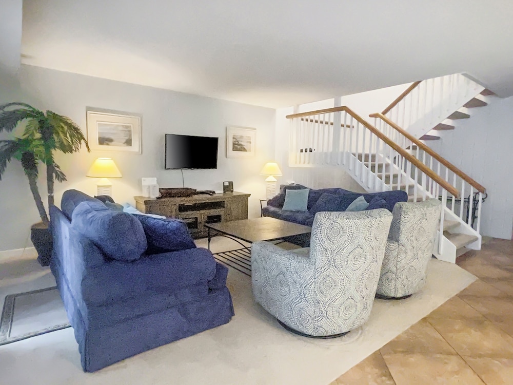 1404 South Beach Villa at The Sea Pines Resort - photo 8