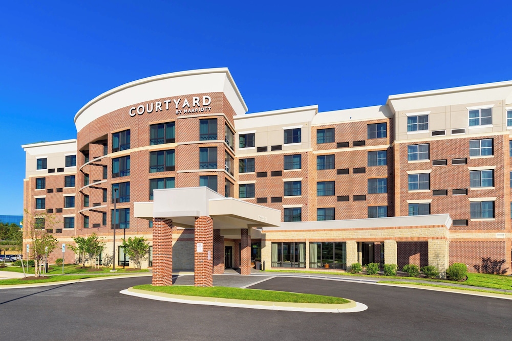 Courtyard by Marriott Bowie - photo 17