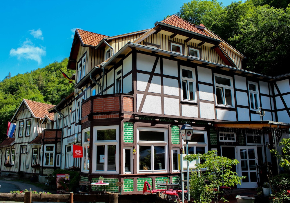 Hotel Zur Luppbode - carbon neutral hotel in Thale
