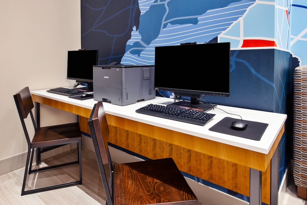 Holiday Inn Express NYC Brooklyn Sunset Park by IHG - photo 22