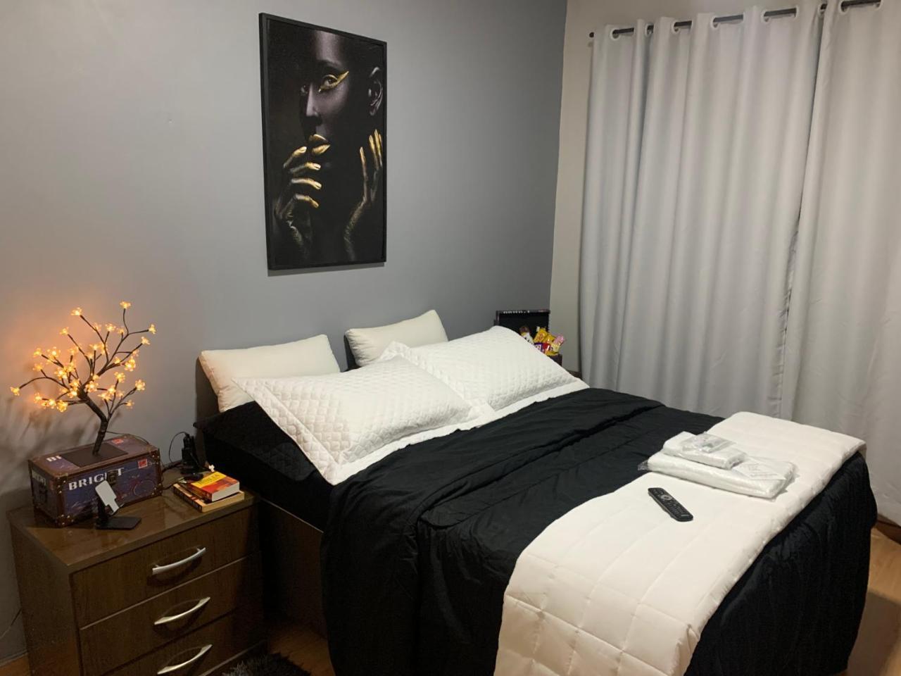 Quarto área central zona 04 in Maringa, Brasil