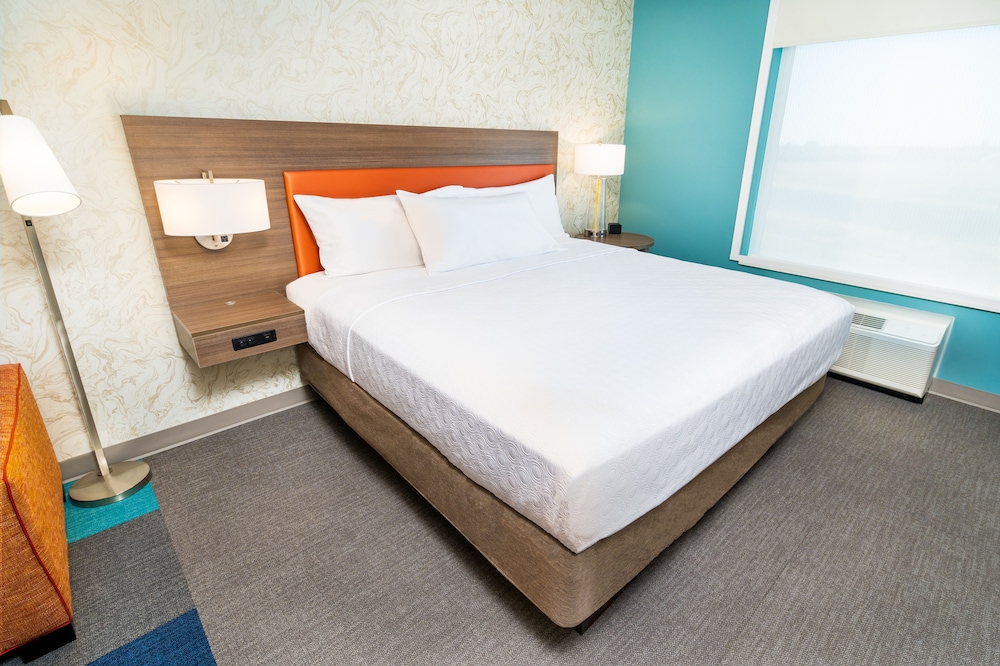 Home2 Suites by Hilton Bakersfield - photo 8