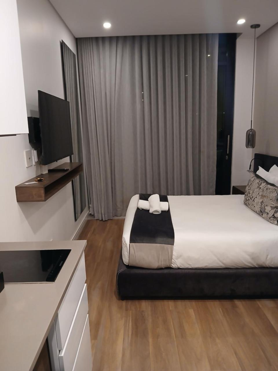 Ikhayahome - last minute hotel in Cape Town