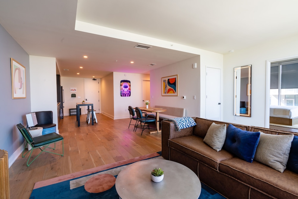 Austin Condo Hotel - photo 395
