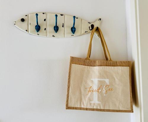 Ferienhäuser mit Seeblick direkt am Plauer See in Plau Am See, Germany