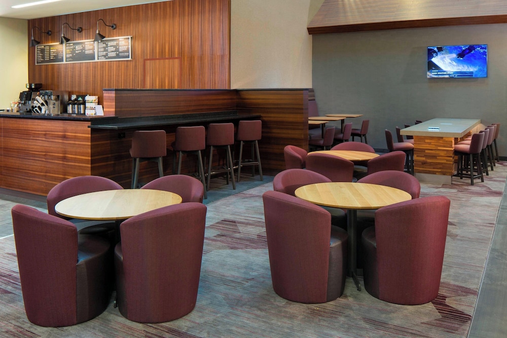 Courtyard by Marriott New Orleans Near the French Quarter - photo 25