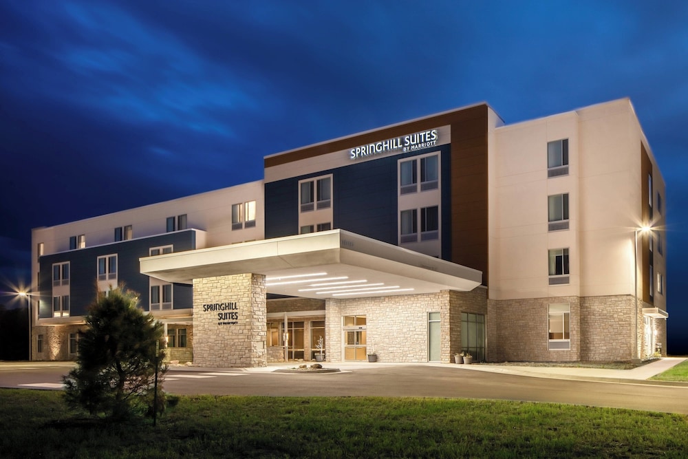 SpringHill Suites by Marriott Ames - photo 26