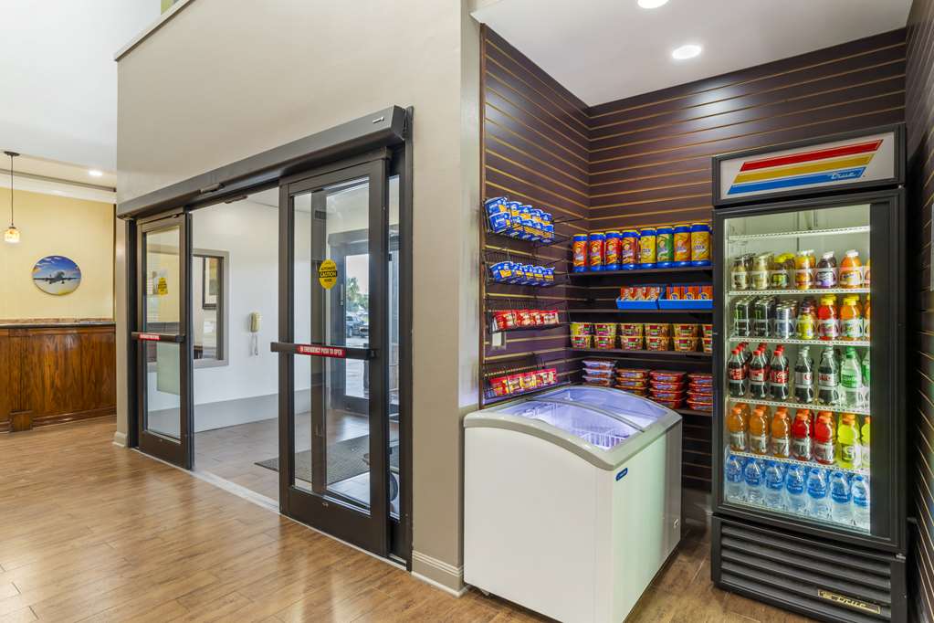 Best Western Plus Hobby Airport Inn & Suites - photo 28