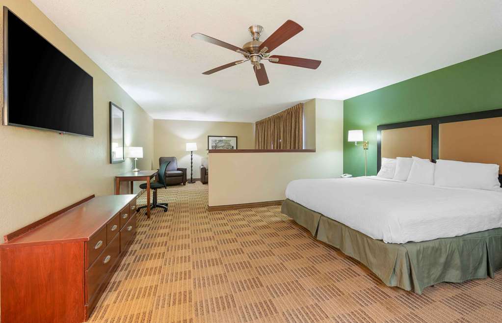 Extended Stay America Suites Chicago Schaumburg I90 - photo 27