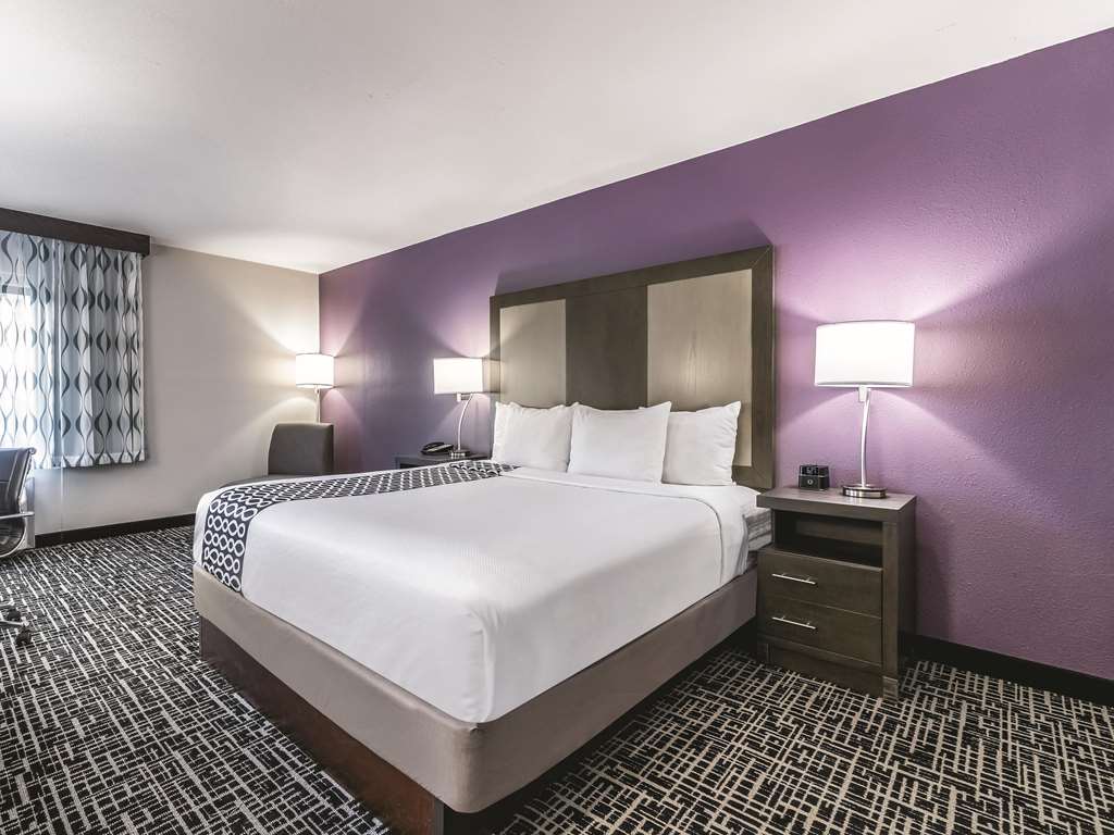 La Quinta Inn & Suites by Wyndham Glenwood Springs - photo 23