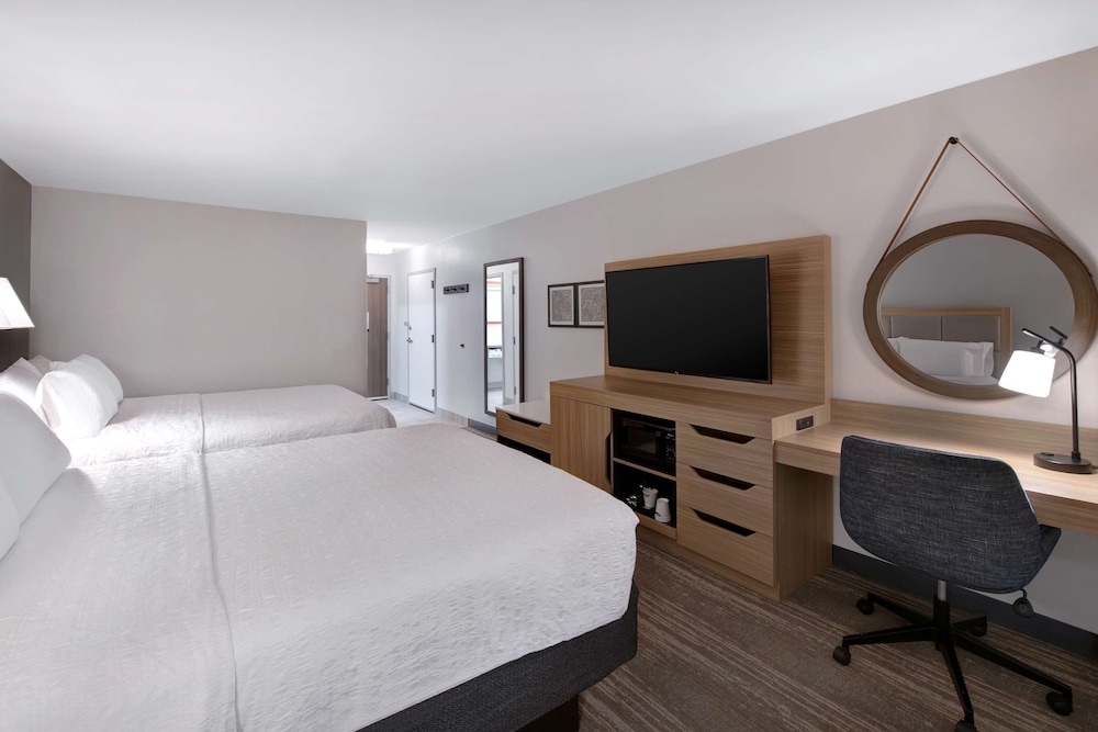 Hampton Inn Easley - photo 20