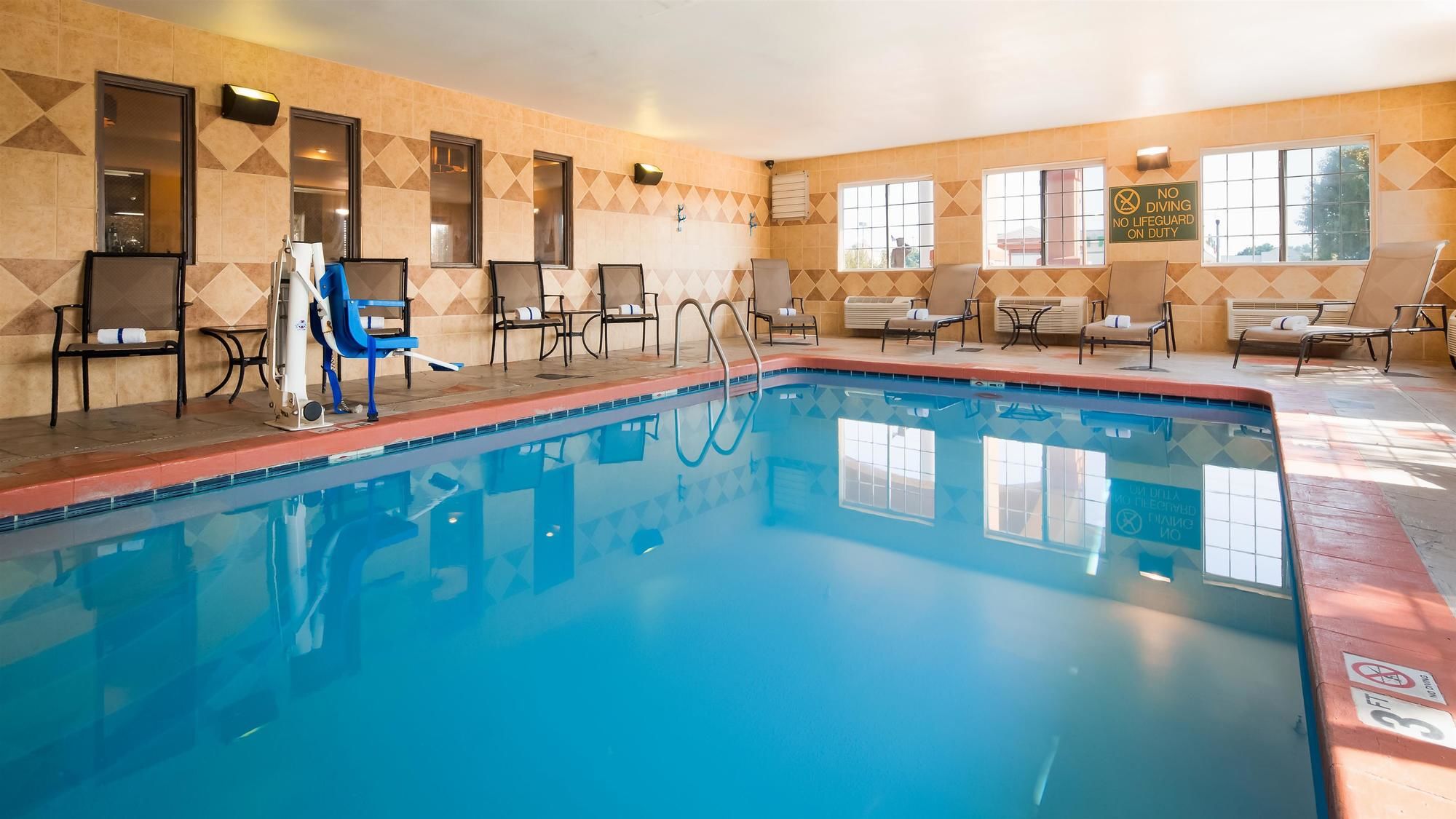 Best Western J. C. Inn - photo 11
