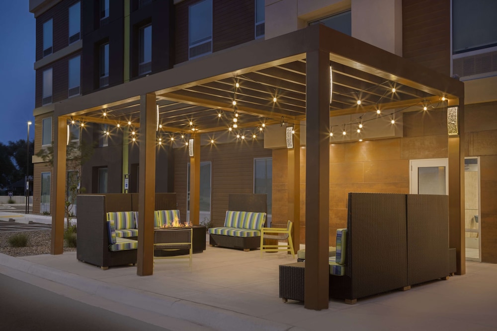 Home2 Suites By Hilton Clovis - photo 28