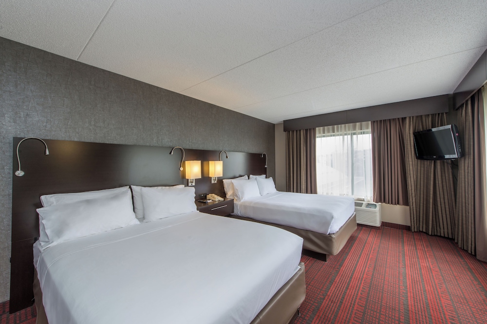 Holiday Inn Express Hotel & Suites Auburn by IHG - photo 12