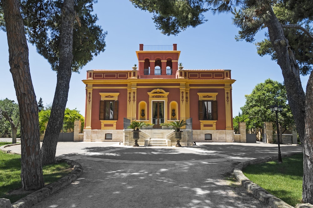 Hotel Terranobile Metaresort — 4-Star Luxury Hotel in Bari, Italy