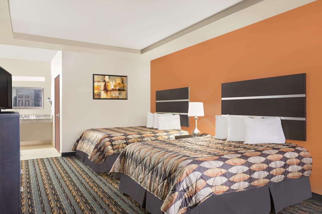 Days Inn by Wyndham Dilley - photo 6