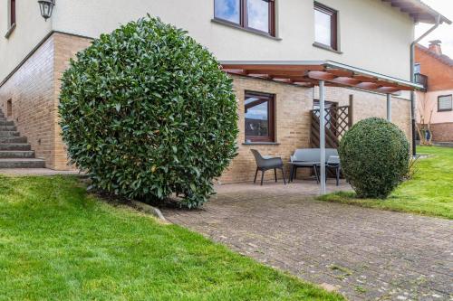 Am Twistesee 1 Souterraint — 4-Star Luxury Hotel in Sachsenhausen, Germany