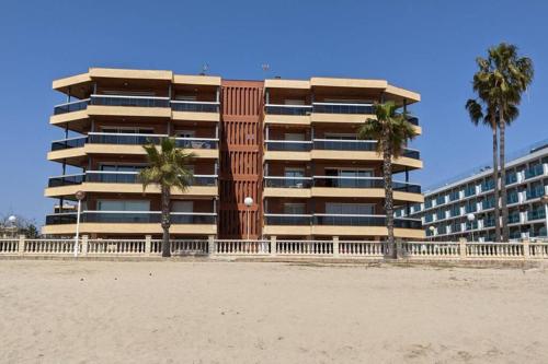 Litoral Costa Dorada Mas D'en Gran Only Families — 4-Star Luxury Hotel in Cambrils, Spain