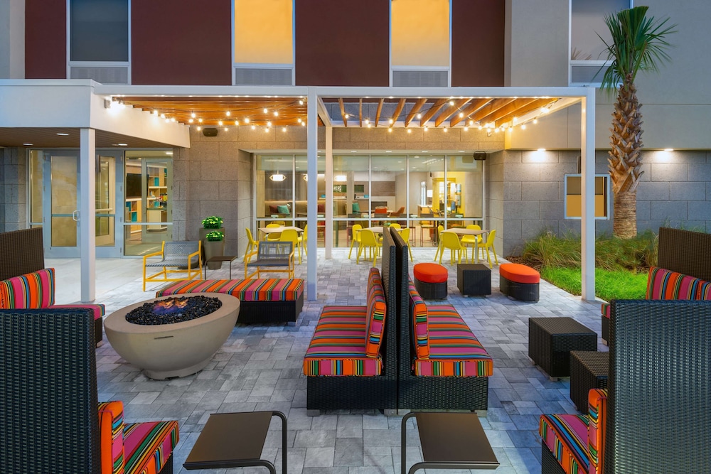 Home2 Suites by Hilton Wildwood The Villages - photo 28