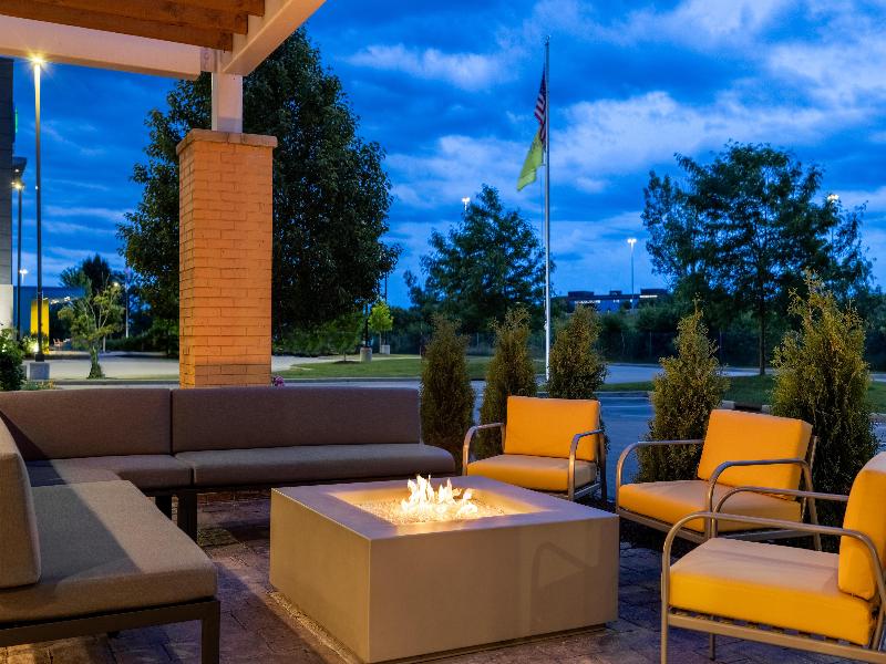 Home2 Suites by Hilton Milwaukee Brookfield - photo 7